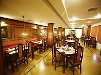 Oyo Premium East Nada Hotel Guruvayur