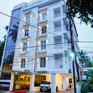 Sreepathi Mayoogha *** Guruvayur
